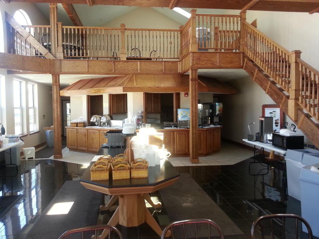 Clarion Hotel Beachfront Mackinaw City Εξωτερικό φωτογραφία