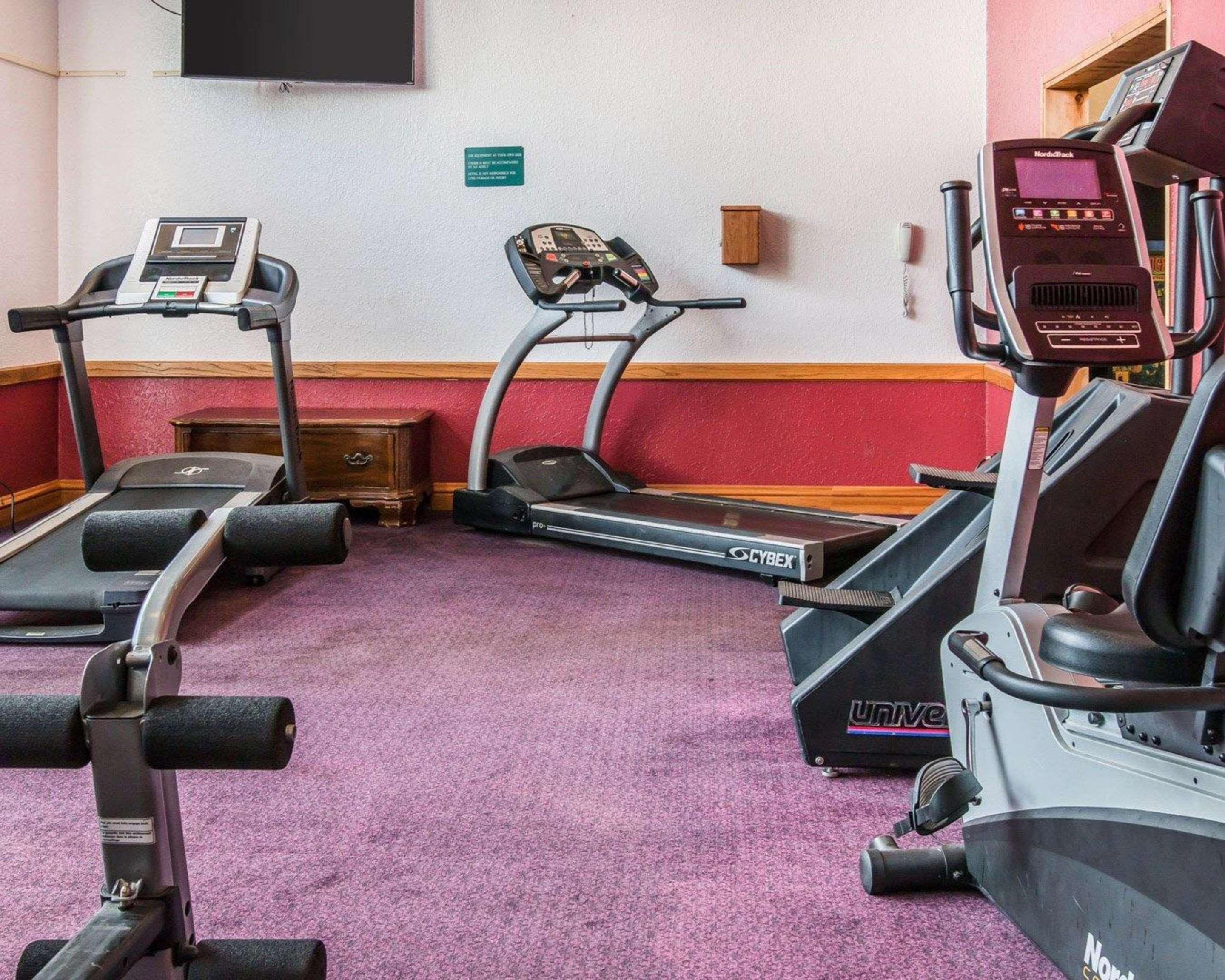 Clarion Hotel Beachfront Mackinaw City Εξωτερικό φωτογραφία