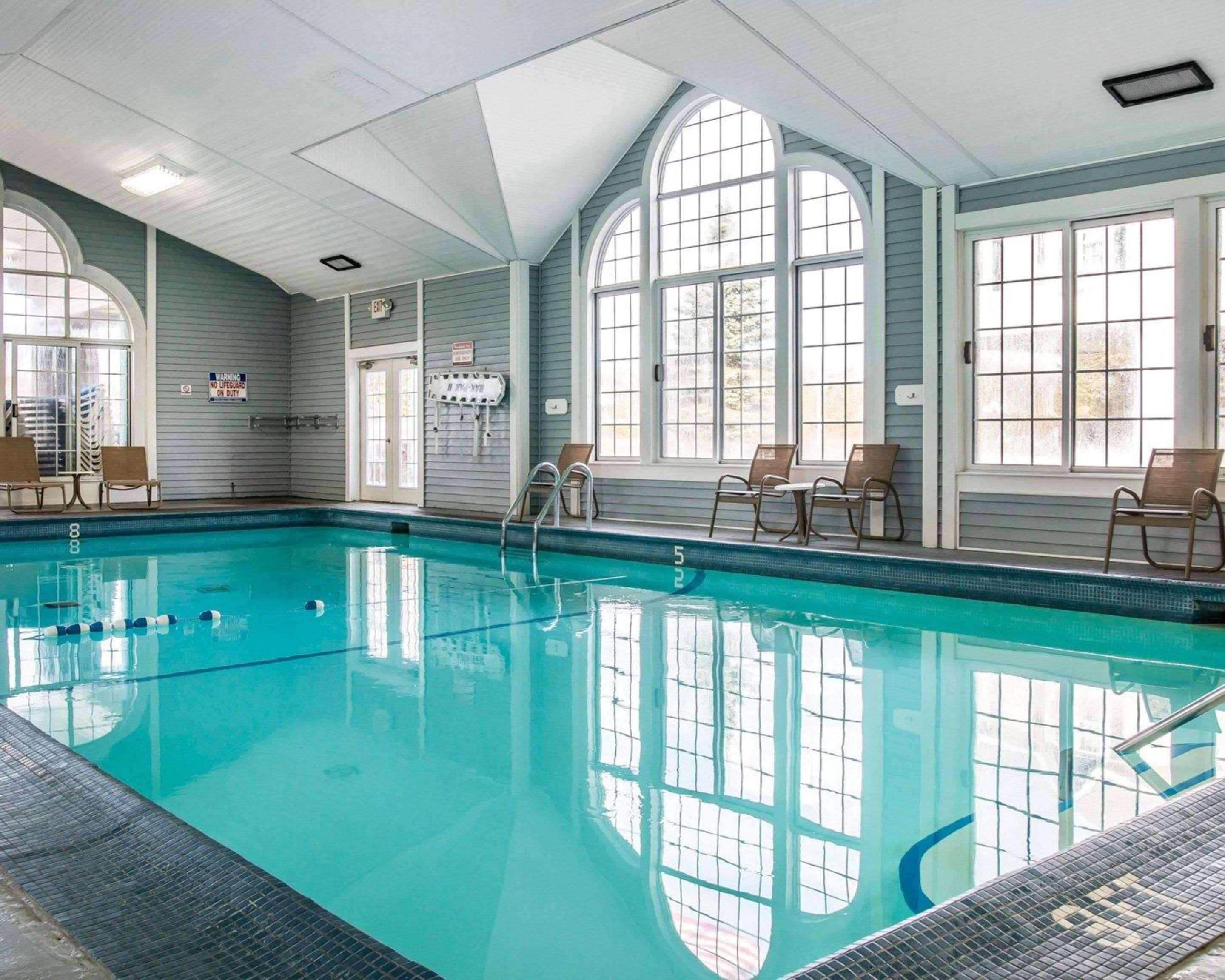 Clarion Hotel Beachfront Mackinaw City Εξωτερικό φωτογραφία